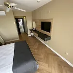 Hotel Carina