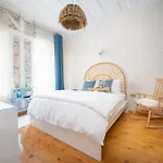 Miniq Homes 101 - Phokaia Stone House With Sea View