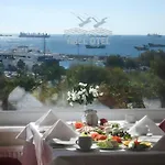 Abel Hotel