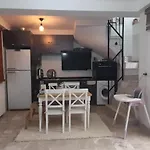 Aj Konukevi Muestakil Ev Doert Odali