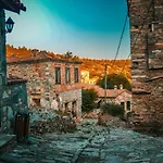 Domatia Stone Hotel