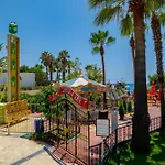 Delphin Deluxe Resort