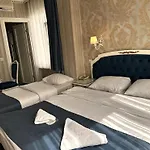 The Istanbul Alyon Hotel Taksim