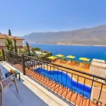 Atalante Hotel