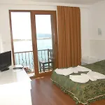 Akvaryum Beach