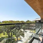 Unique Life Style Hotel
