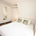 Aurasia Beach Hotel