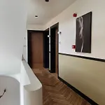 To Be Social House