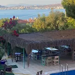 Tunc Hotel
