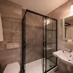 Iris Hotel & Spa