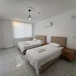 Yildiz Apart