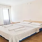 Golden Beach Hotel