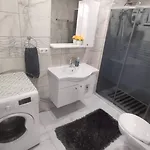 Engin Home