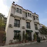 The Green Goose Hotel