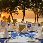 Aurum Exclusive Club