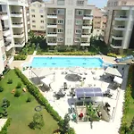 Roza Apartments