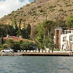 Tymnos Hotel