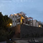 Liona Residence