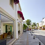 The Hotel 48