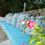 Esmana Hotel