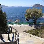 Platinum Beach Apartments