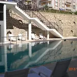 Golden Life Apartments