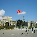 Uyar Apt