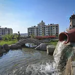 Grand Ozgul Thermal Holiday Village