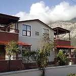Villa 4 Seasons