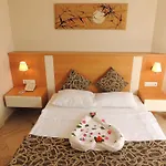 Rosso Verde Hotel