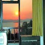 Mavi Holiday Village