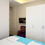 Cesme Kale Tas Apart
