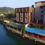 Agva Motel Tahir - Adult Only