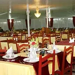 Club Family Garden