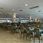 La Mer Hotel