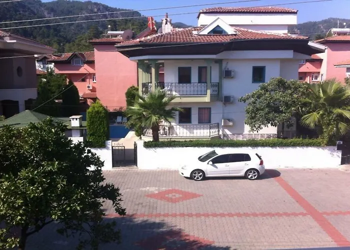 Efem Aparments