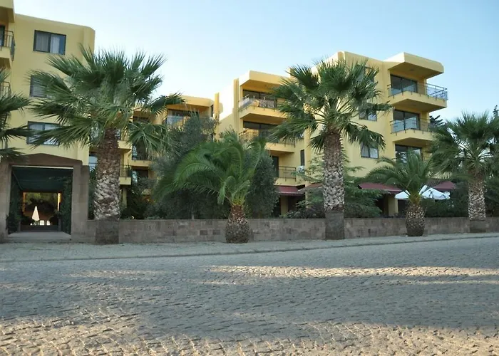 Palm Court Suites