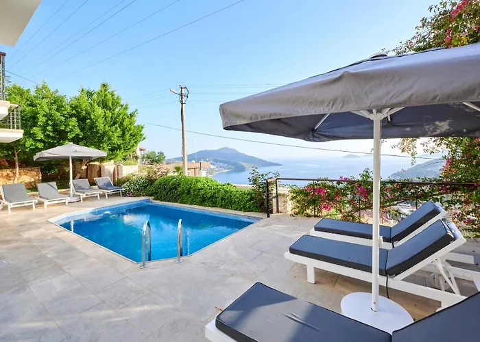 Luxus Villa Skyla Mit 5 Schlafzimmern & Meer-Blick