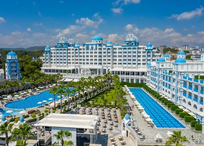Rubi Platinum Spa Resort And Suite