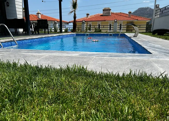 Black Pearl Private Detached Villa With Pool & Seaview
