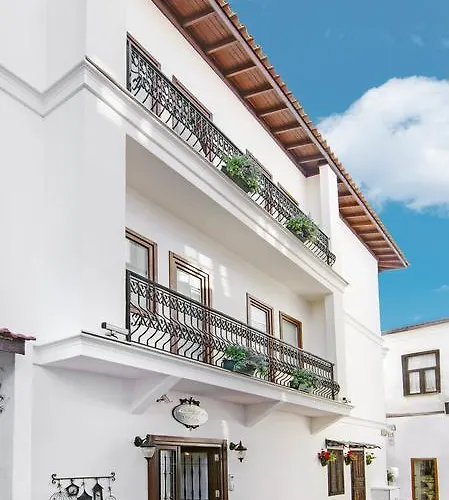 Maison Bahar Suites & Hotel