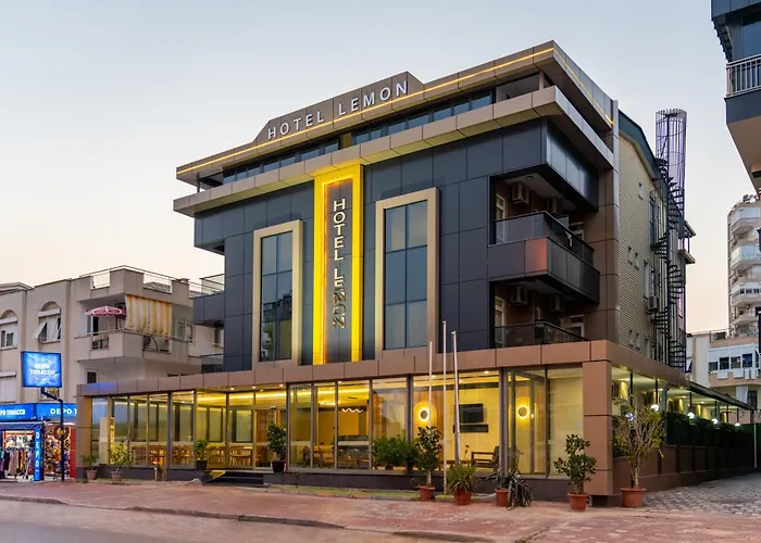 Lemon Hotel