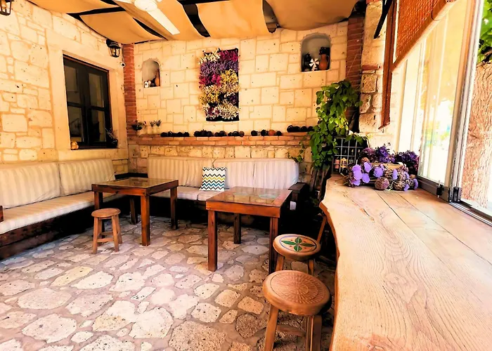 Alayaz Hotel