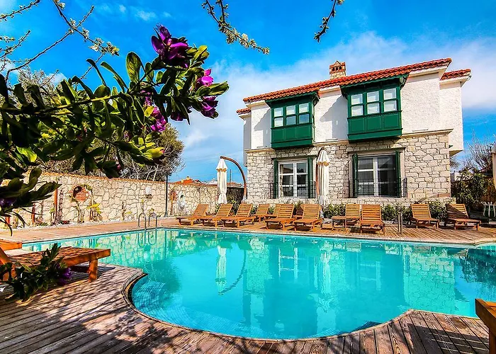 Alacati Boreas Hotel (Adults Only)