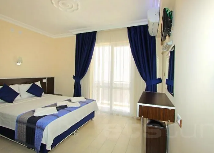 Aristo Hotel