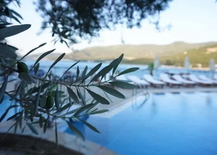 Omar Hotel & Suites
