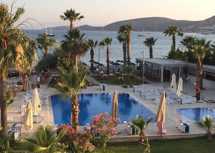Nagi Beach Hotel