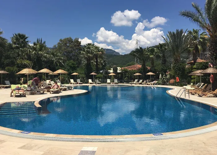 Asur Hotel & Aparts & Villas
