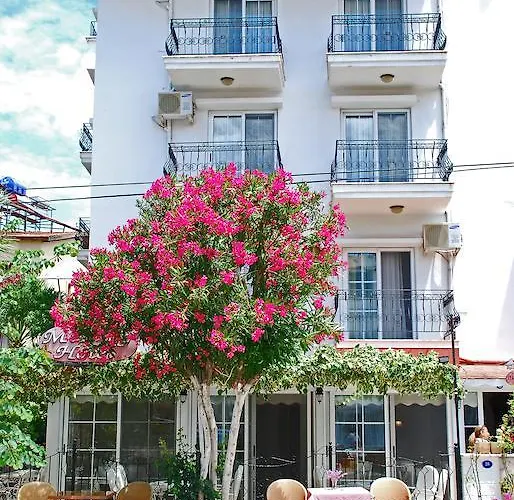 Melaike Hotel