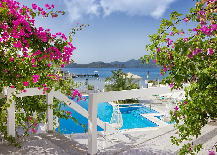 Poseidon Boutique Hotel And Yacht Club Selimiye